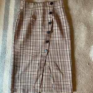 Brown checkered midi skirt with slit size 4